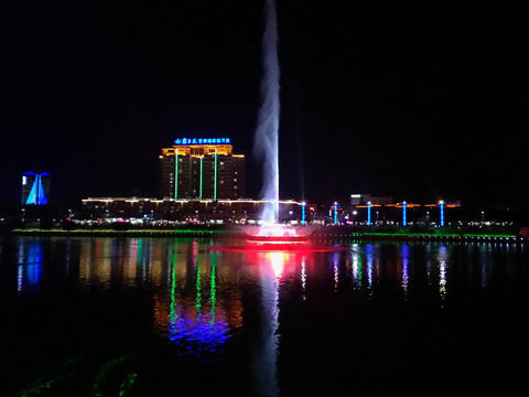 河源 亚洲第一高喷泉 夜景