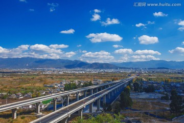 丽江全景 高速公路