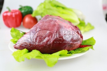 牦牛肉小米龙