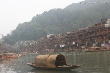 凤凰古城