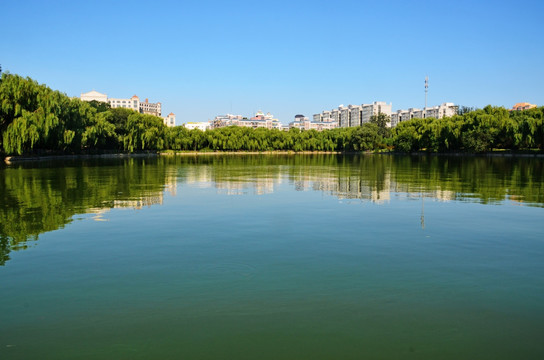 湖面风景