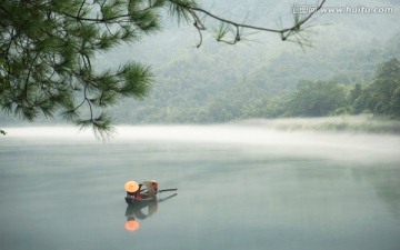 雾漫湖南郴州小东江