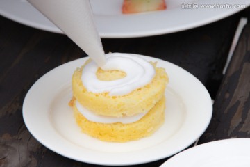 草莓蛋糕