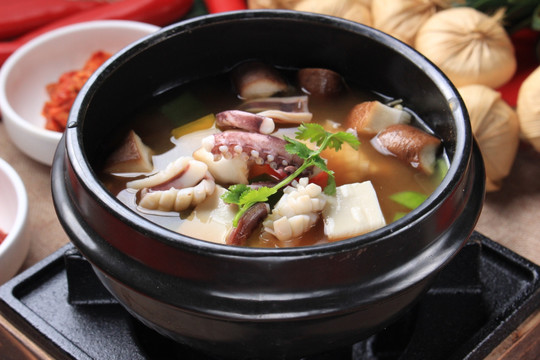 韩式海鲜汤饭