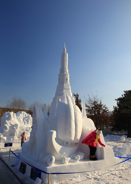 2016国际大学生雪雕大赛