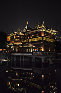 上海豫园茶楼夜景