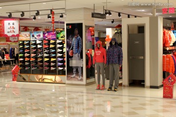 服装卖场 卖场装饰 新品上市