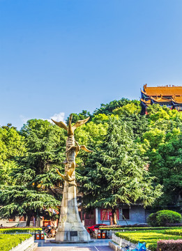雁峰公园 雁峰寺 大雁雕塑