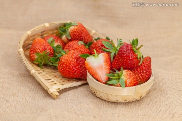 新鲜草莓