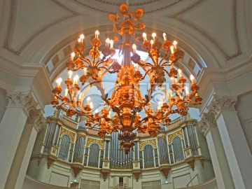 芬兰教堂吊灯