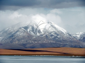藏北高原 西亚尔岗山