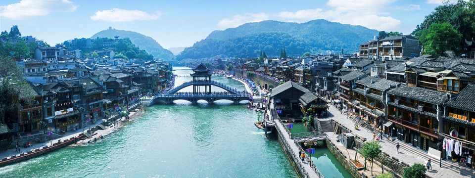 凤凰古城全景图