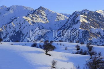 天山 雪山 福寿山