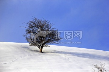 雪山 户外 穿越 冬景