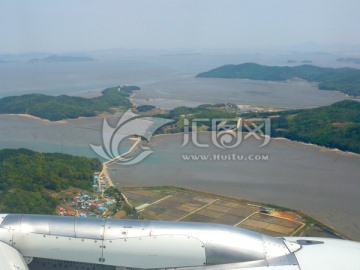 飞临韩国仁川海岸