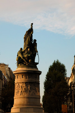 巴黎城市雕塑 纪念性塑像
