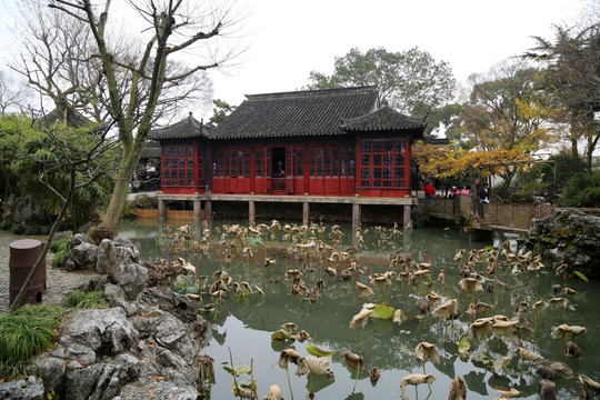 拙政园楼台水景