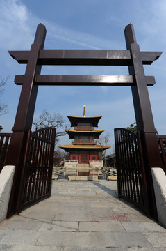 广富林方塔