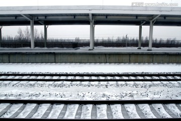 站台 铁路 雪