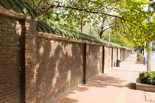 中山大学风景围墙走道