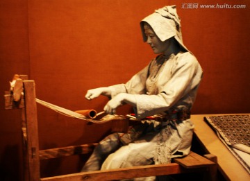 织布女人 雕塑