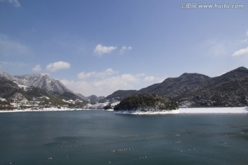 雪景风光湖泊池塘山