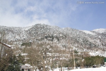 下雪天风景 雪山