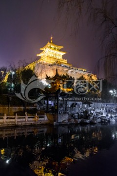 济南解放阁夜景