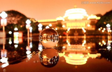 重庆人民大礼堂 雨景