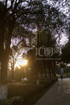 夕阳西下