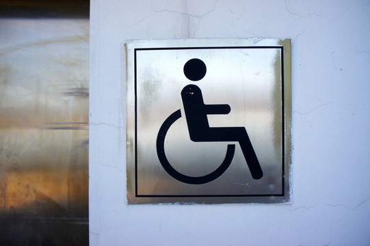 厕所残疾人标识
