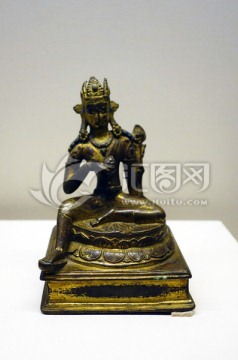 泥金铜地藏菩萨坐像