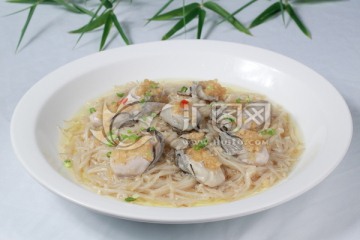 蒜蓉蛎蝗蒸金针菇
