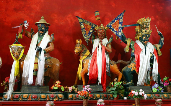 西藏护法神