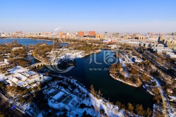 雪后大明湖全景