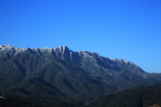 雪山