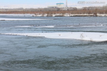 冰雪河流