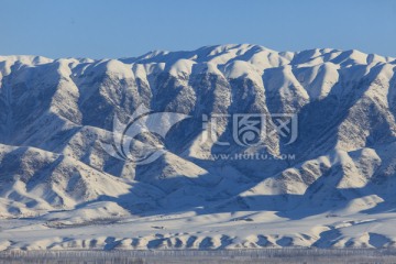 天山