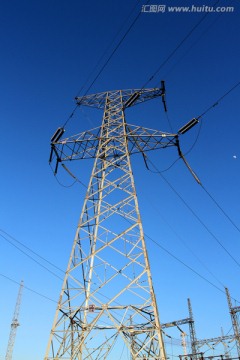 电塔 高压线 冬天 高架网