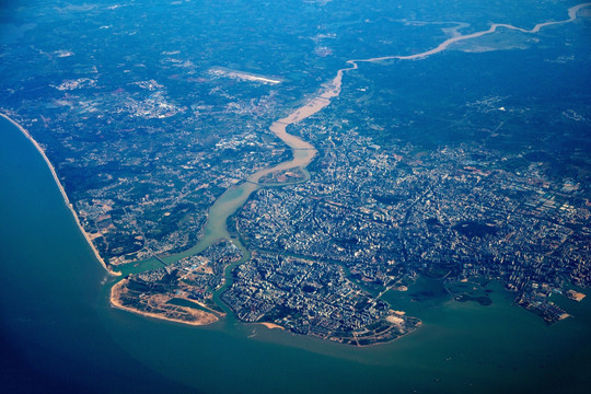 高空航拍海口市