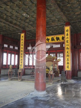 北京故宫中和殿金柱