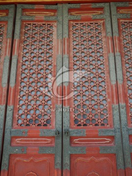 北京故宫保和殿三交六椀槅扇门