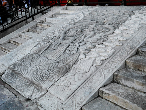 北京故宫保和殿丹陛蟠龙浮雕