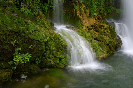 瀑布风景