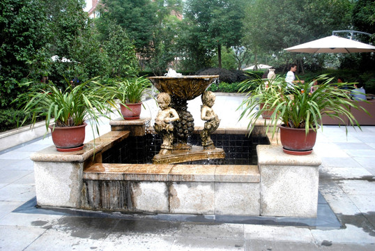 欧式风情水街 喷泉雕塑