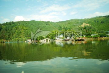 四川西昌邛海风光