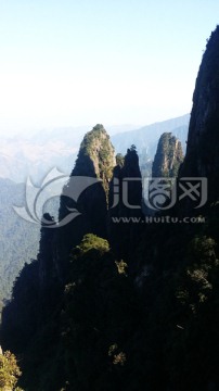 瞻仰环山