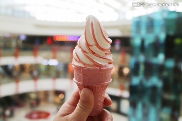 冰淇淋 冰激凌 甜筒