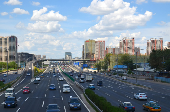 道路