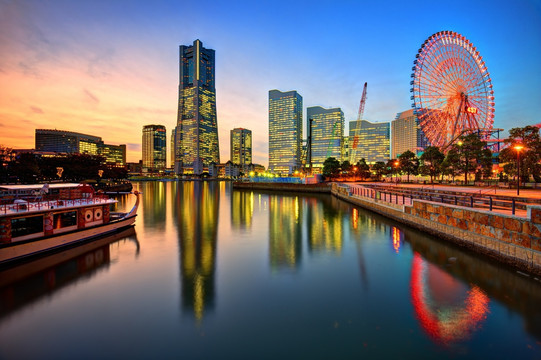 都市
